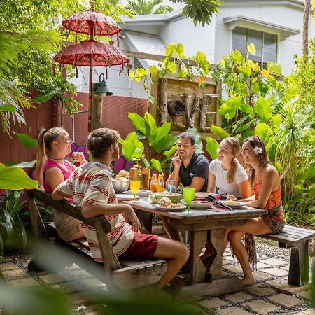 Albergue Travellers Oasis Cairns Exterior foto