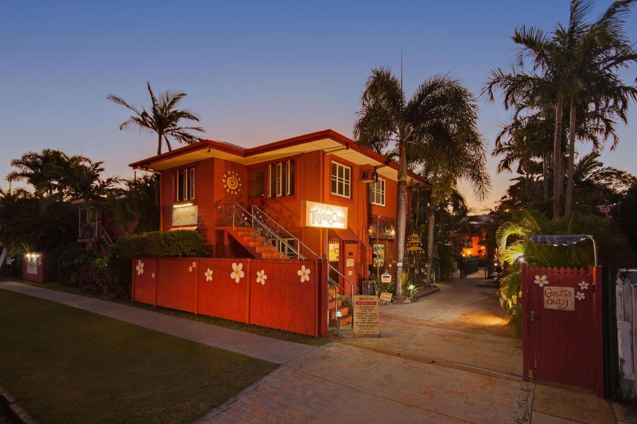 Albergue Travellers Oasis Cairns Exterior foto The Red House, 2015
